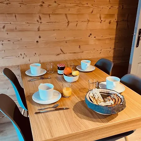 Au Centre De La Station, Entierement Renove, , Parking Prive Et Wifi Gratuit