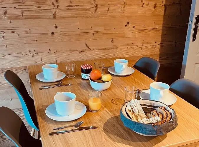 Au Centre De La Station, Entierement Renove, , Parking Prive Et Wifi Gratuit