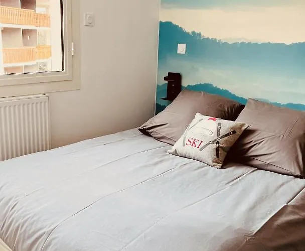 Au Centre De La Station, Entierement Renove, , Parking Prive Et Wifi Gratuit Апартаменты Ле дез Альп