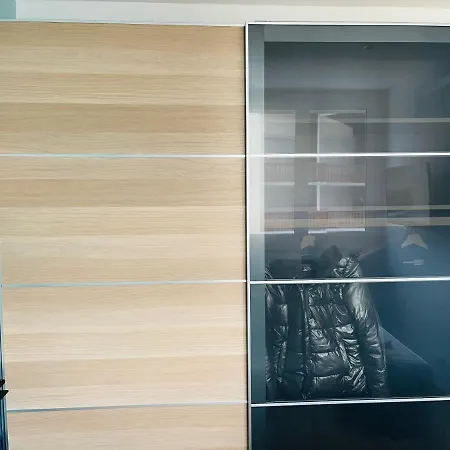 Au Centre De La Station, Entièrement Rénové, , Parking Privé Et Wifi Gratuit