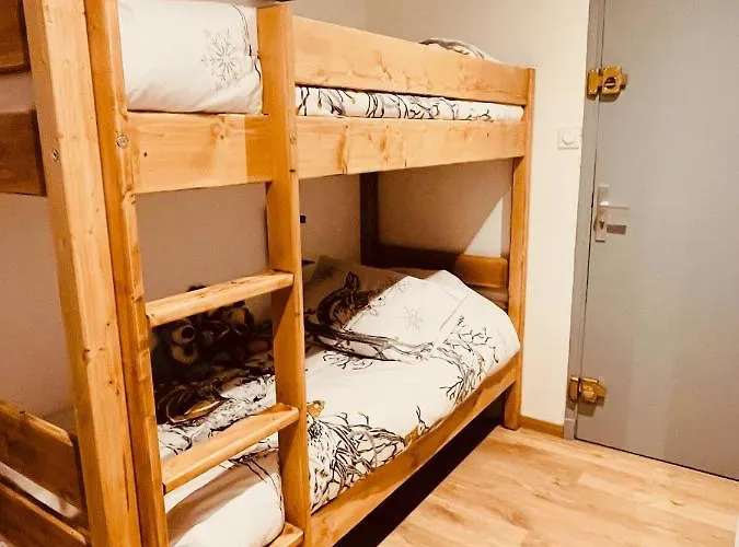 Appartamento Au Centre De La Station, Entièrement Rénové, , Parking Privé Et Wifi Gratuit *